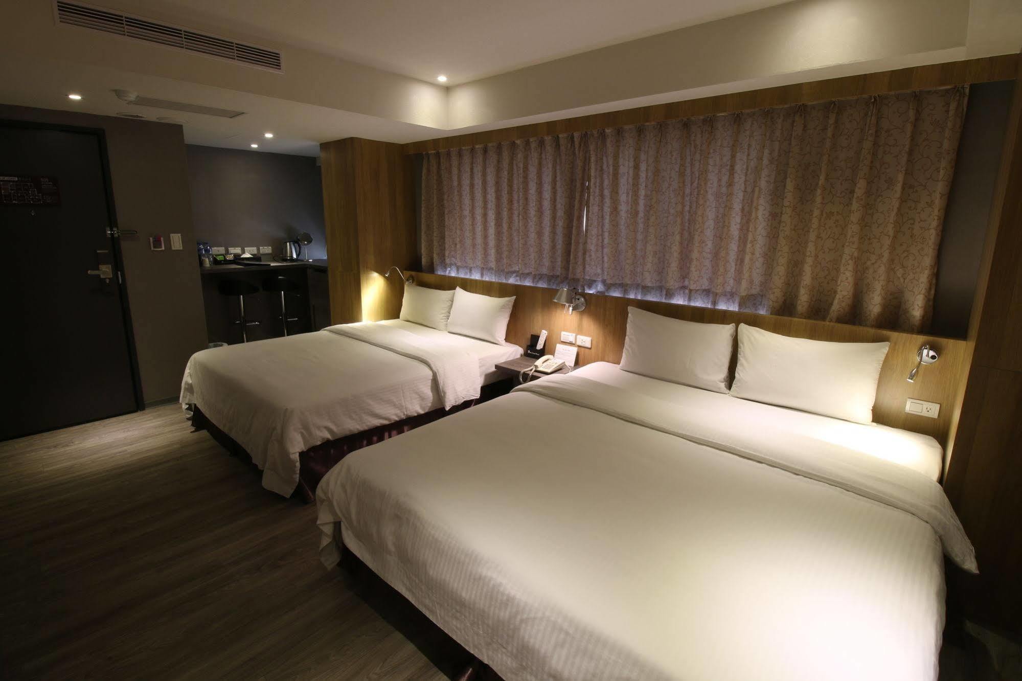 Blue Coast Hotel Kaohsiung Buitenkant foto